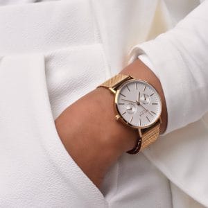 Geneva-women's-gold-classic-watch-with-red-dial