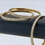 النگوی طلای بچه گانه ورساچه بنینی