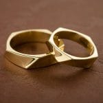plain-couple-gold-rings