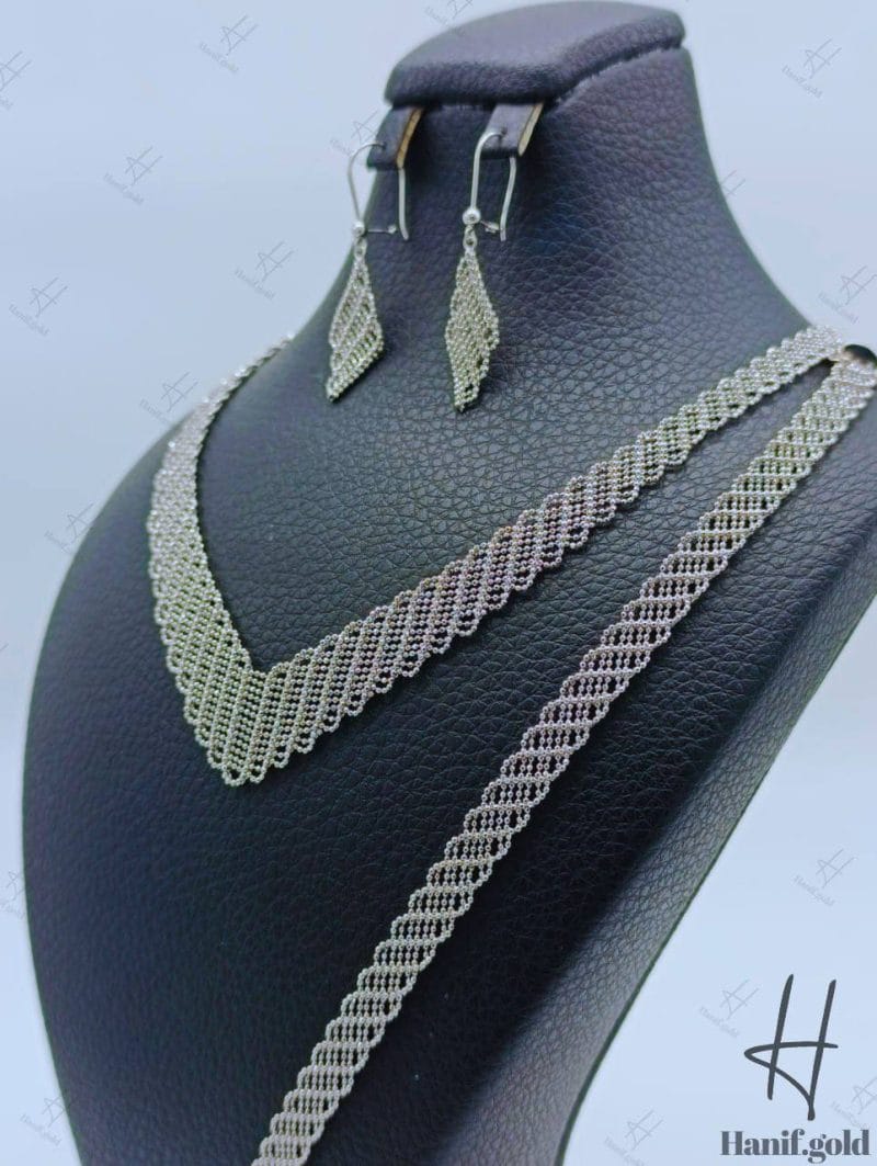 سرویس طلای زنانه ، سفید ، بافتنی ، تک رج (شال)