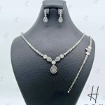 سرویس طلای نگین دار اتمی ، طرح جواهر اشک و باگت ( اونیکس گلد )