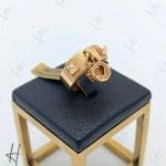 انگشتر طلای زرد مات و آیینه‌ای تیفانی قفل آویز ( انگشتر اکسترا بی نگین)