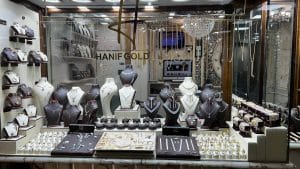 فروشگاه حضوری حنیف گلد