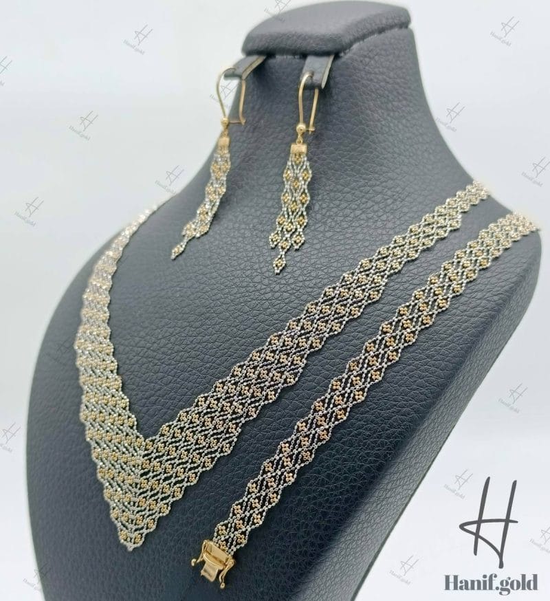سرویس طلای زنانه ، دو رنگ زرد و سفید ، بافتنی تک رج ( سرویس شال)