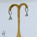 گوشواره طلای سفید حلقه‌ای آیسان با گل ۳ پر