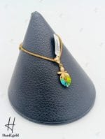 مدال طلای سنگ رنگی و زرد مات با طرح سنجاقک