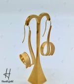 گوشواره طلای زرد مات طرح پیچ (گوشواره Re gold)