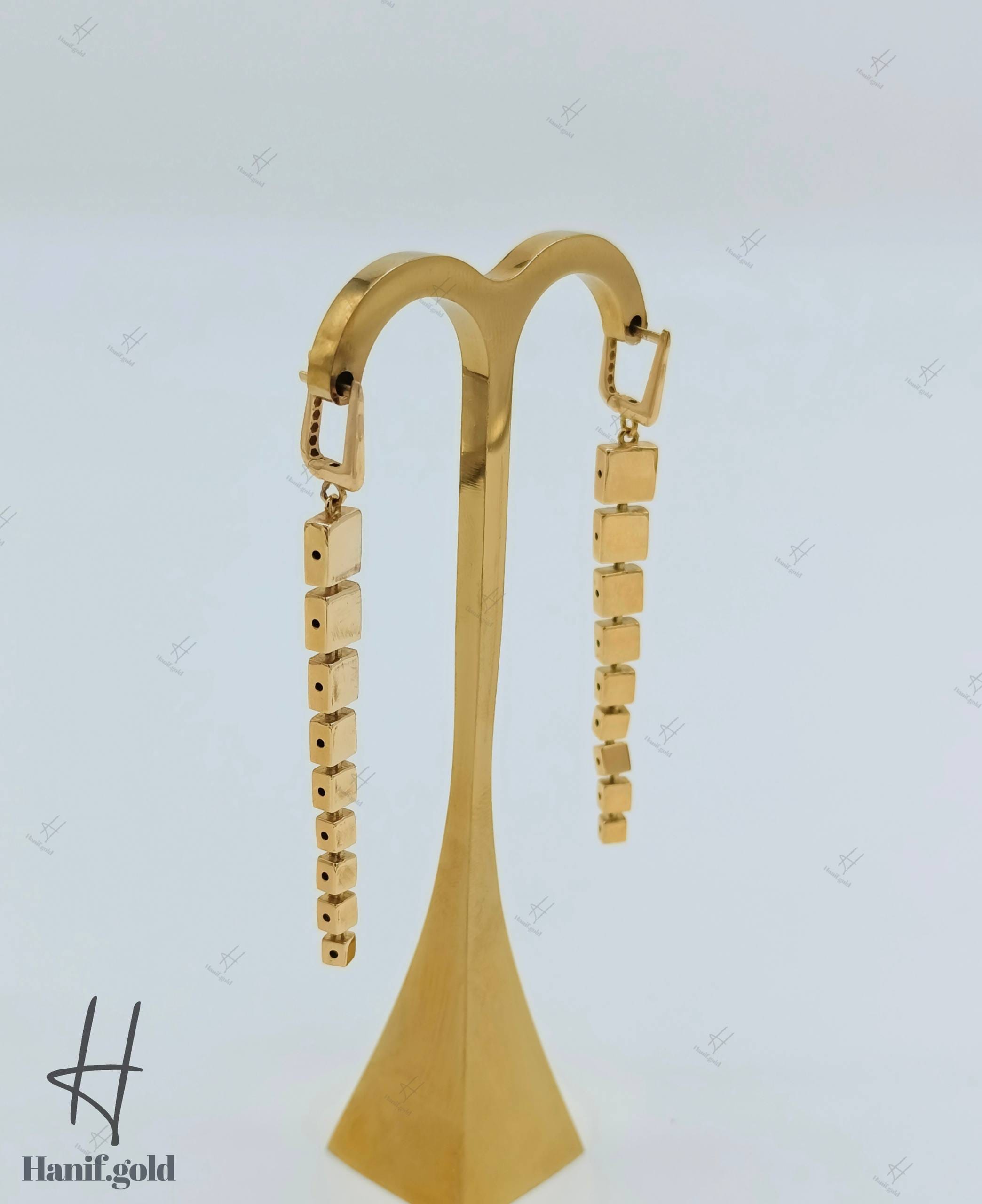 photo_۲۰۲۵-۰۹-۰۶_۱۱-۲۳-۲۳ گوشواره طلای زرد آیینهای مربع نیکا گلد - Image 1