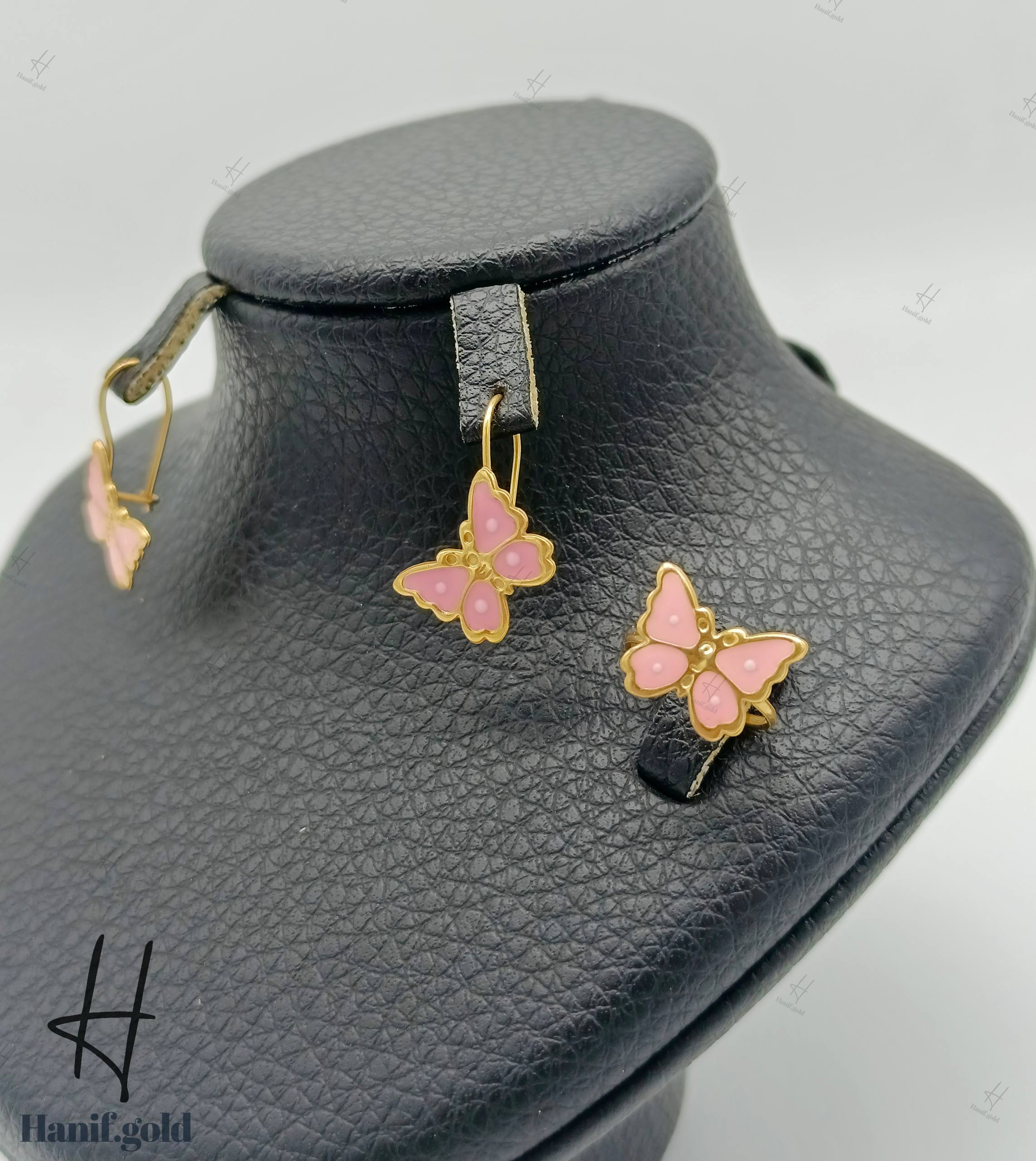 photo_2025-10-11_18-18-03 نیم ست طلای بچهگانه پروانه صورتی - Image 1