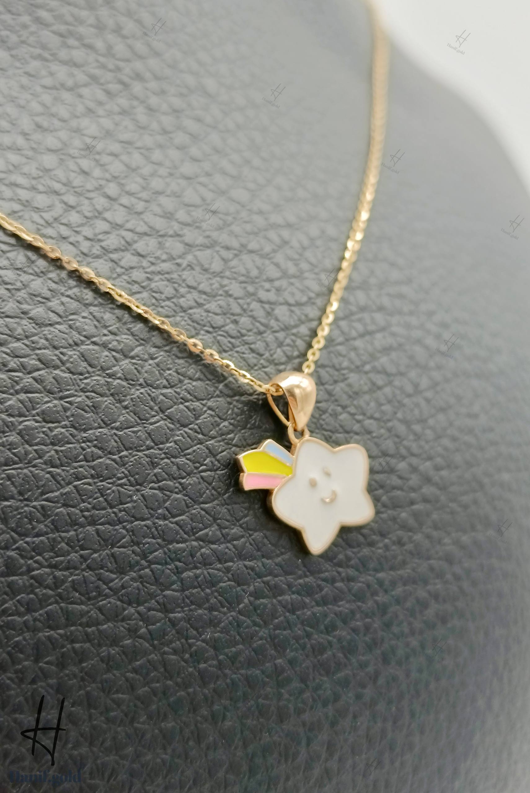 photo_2025-10-18_11-40-56 مدال طلای بچهگانه ستاره سفید - Image 1