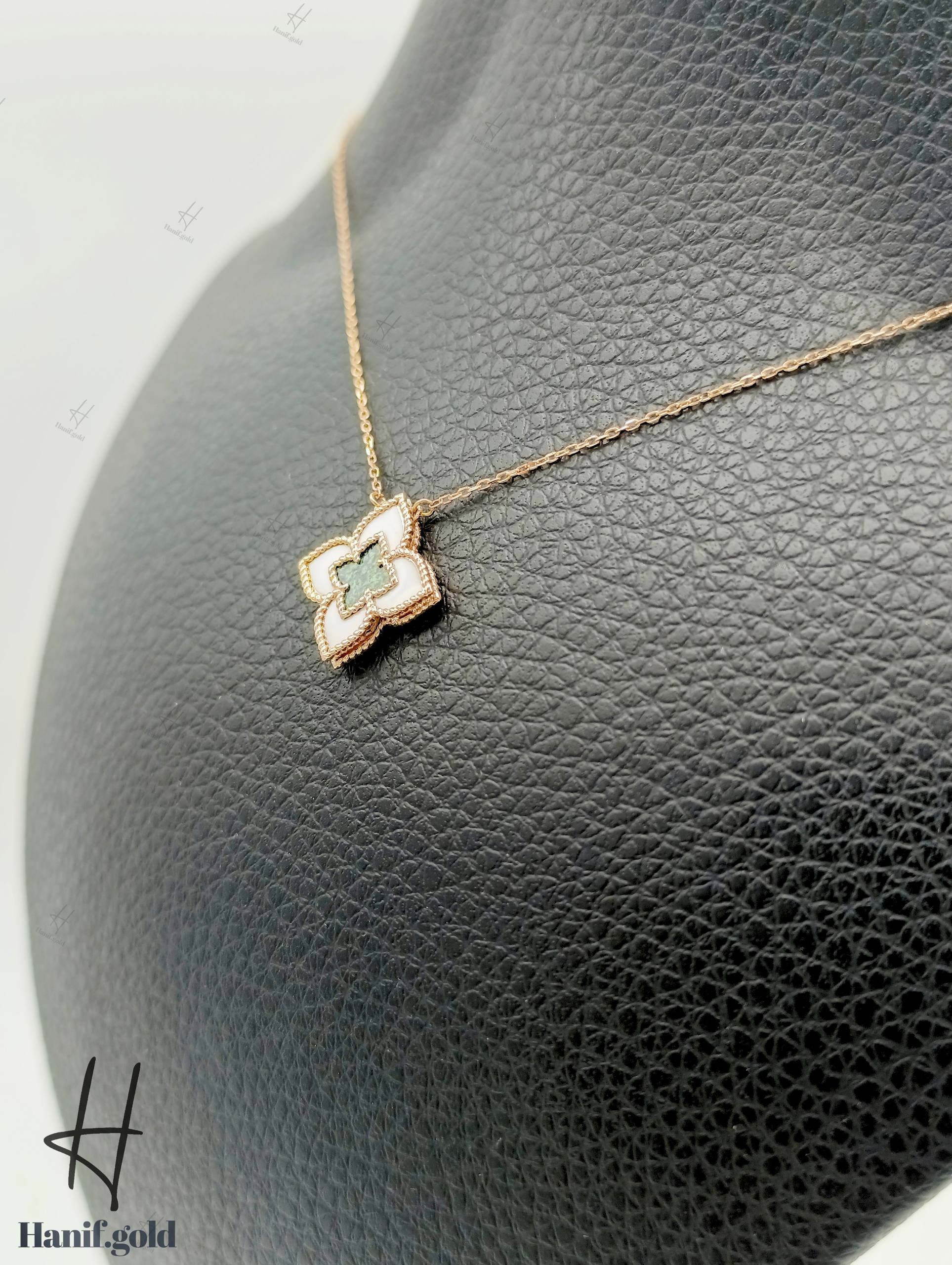 photo_۲۰۲۵-۱۰-۰۷_۱۲-۳۸-۲۱ گردنی طلای سوپرسوپریت ونکلیف سفید و سبز - Image 1