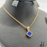 مدال طلای ونکلیف پارسیس با سنگ سرمه‌ای