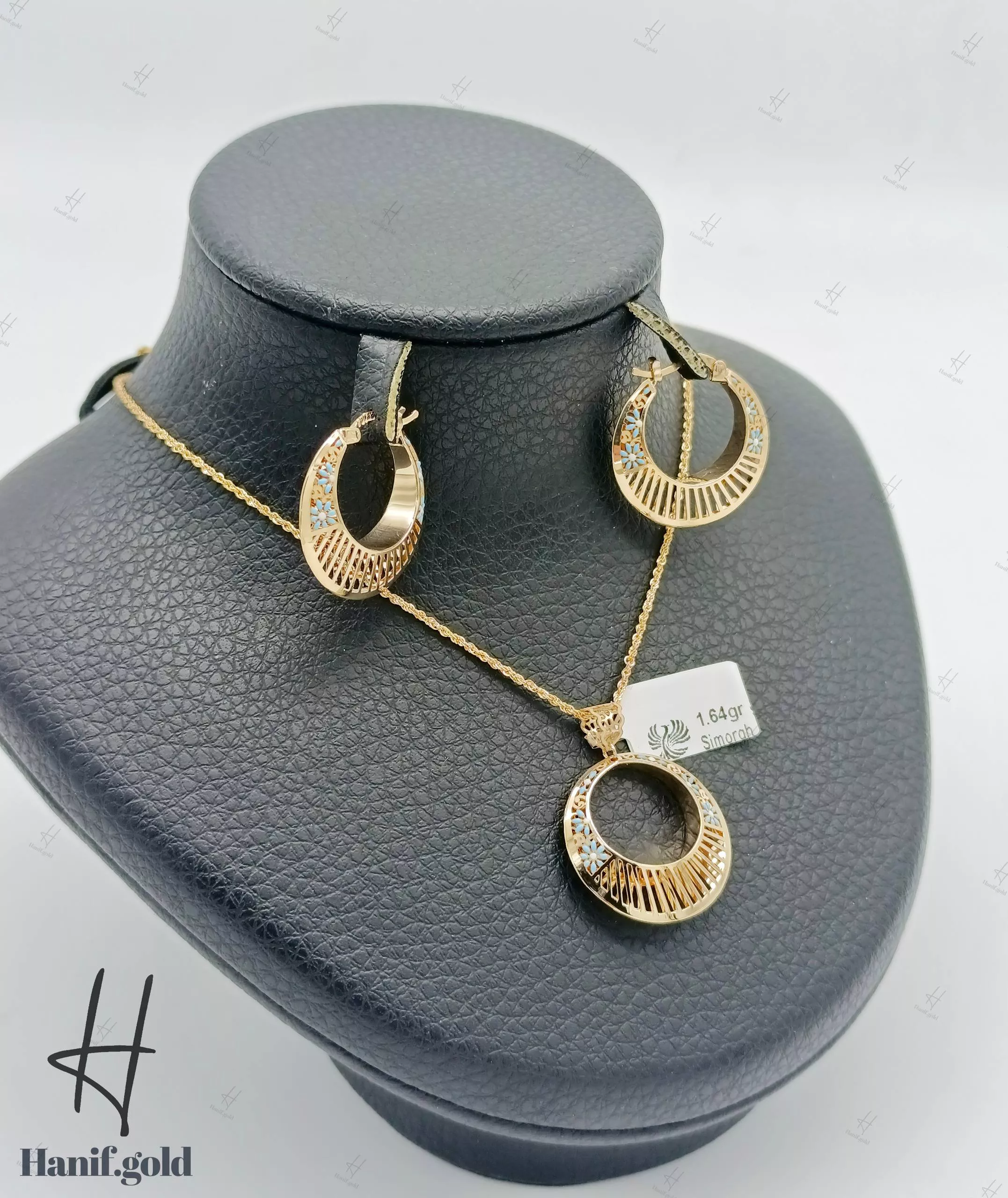 photo_2025-12-27_11-37-07 نیم ست طلای طرح دایره با مینای آبی(کالکشن سیمرغ) - Image 1
