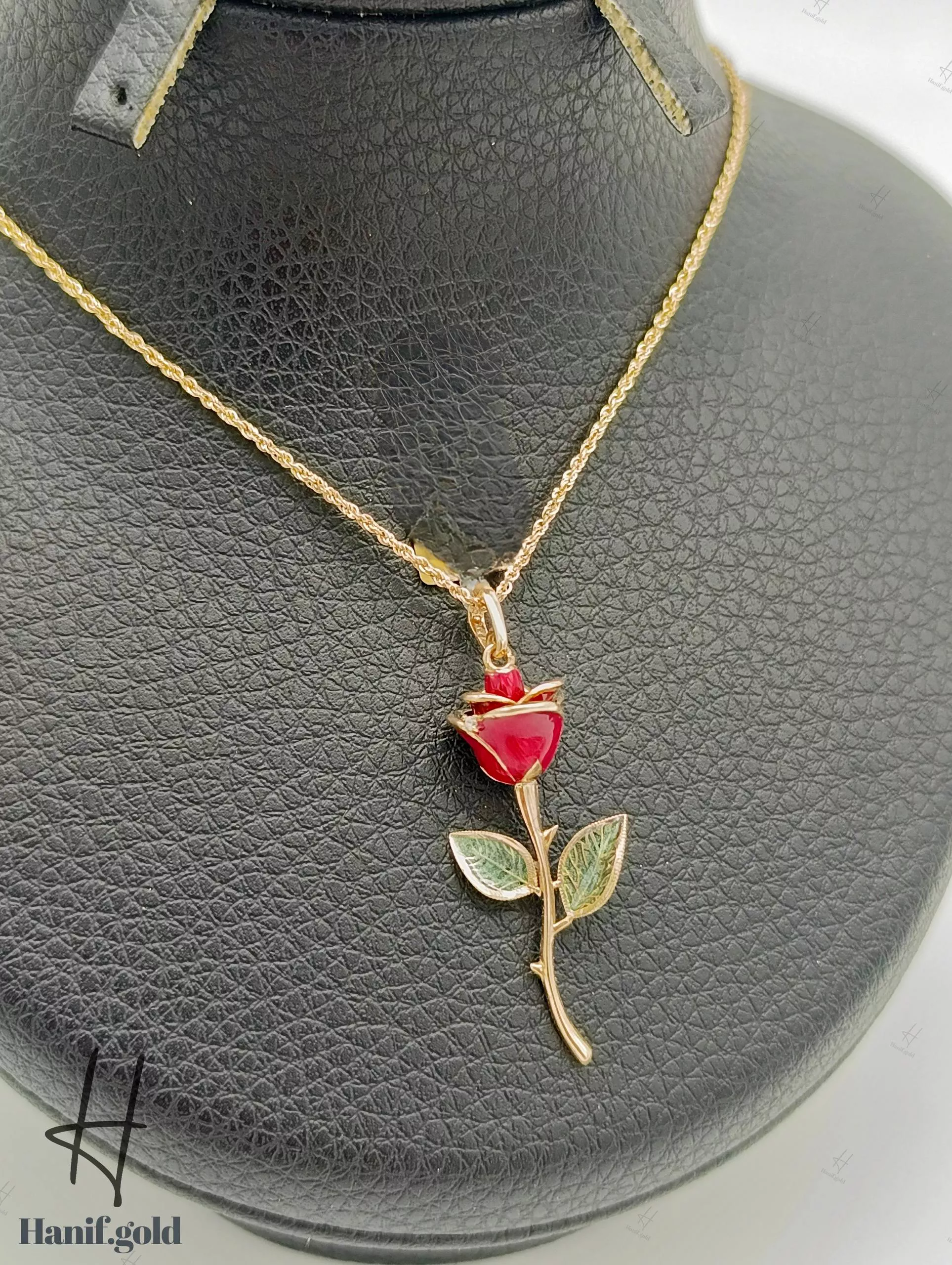 photo_2025-12-27_17-37-09 مدال طلای گل رز (مدال انارکی) - Image 1