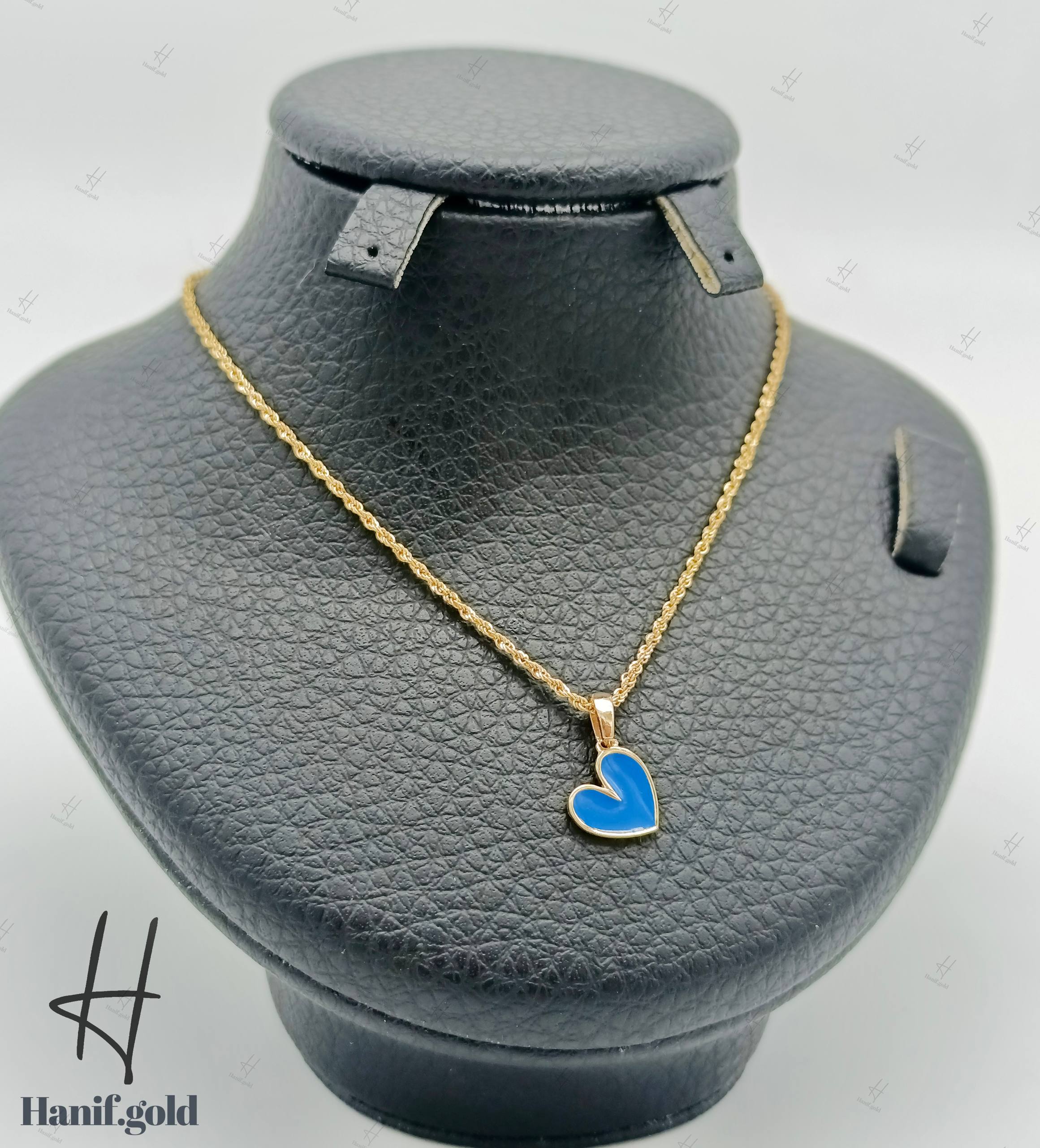 photo_2025-12-28_11-11-33 مدال طلای ظریف قلب آبی (مدال آرسا) - Image 1